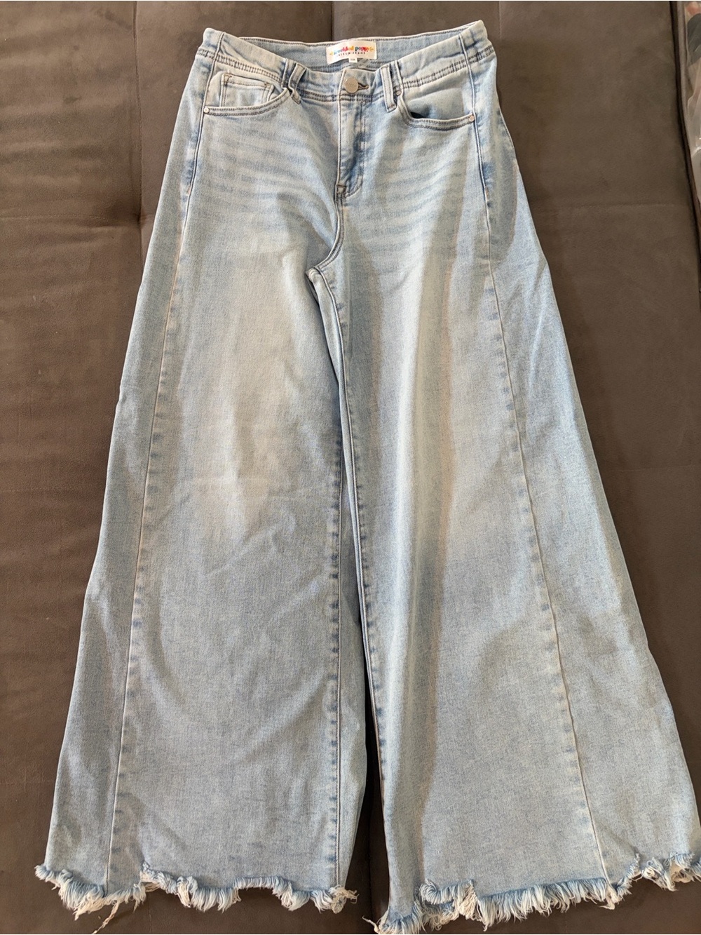 Freckled Poppy, light wash, high rise, wide leg, raw distressed hem, stretchy! 7